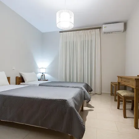 Zoe's Place - 2 Bd Beachfront Διαμέρισμα