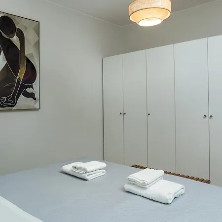 Zoe's Place - 2 Bd Beachfront Διαμέρισμα *