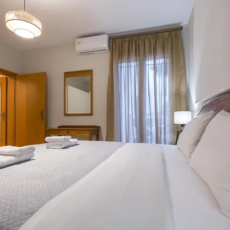 Zoe's Place - 2 Bd Beachfront Διαμέρισμα